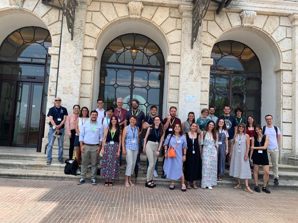 2e2e4a80 2915 4dd9 ac69 7521cdfe3271