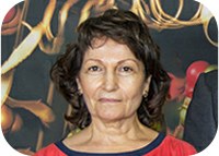 Helena Santos receives the Nicolau Van Uden Prize